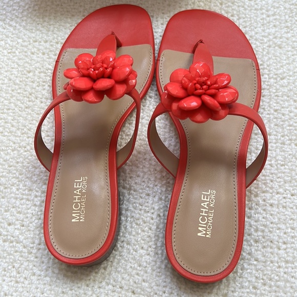 MICHAEL Michael Kors Shoes - 🆕 MICHAEL KORS Dalia Flat Sandals Thongs Sea Coral Leather Flower Charm …